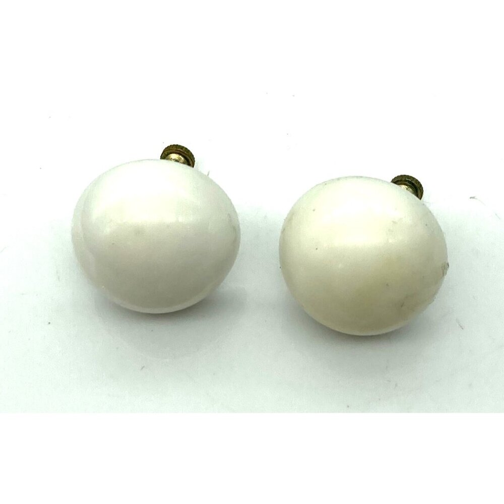 Vintage White Dome Earrings, Coquette Lucite Button Basic Screw Backs